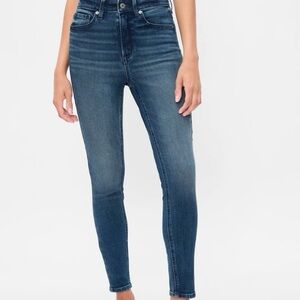 GAP Ultimate Skinny Jeans 28W/6